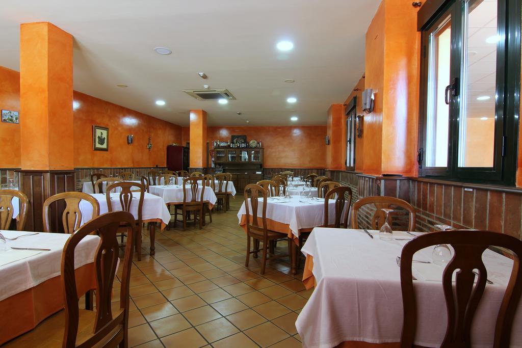 Hotel Rural Hojaranzos Tejeda Del Tietar ภายนอก รูปภาพ