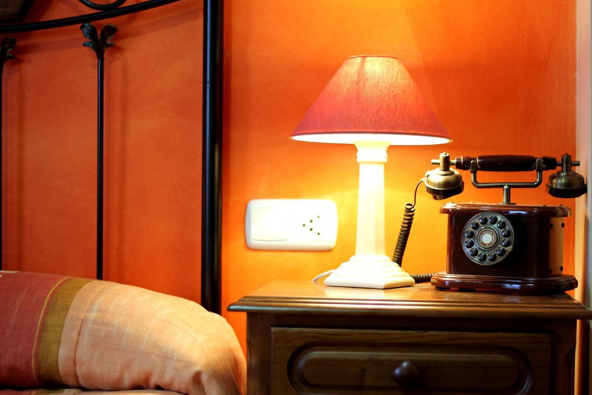 Hotel Rural Hojaranzos Tejeda Del Tietar ภายนอก รูปภาพ